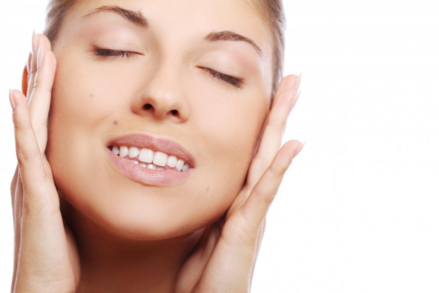 Cosmetic Dermatology in LA: Botox, Fillers, and PRF for Radiant Skin post thumbnail image