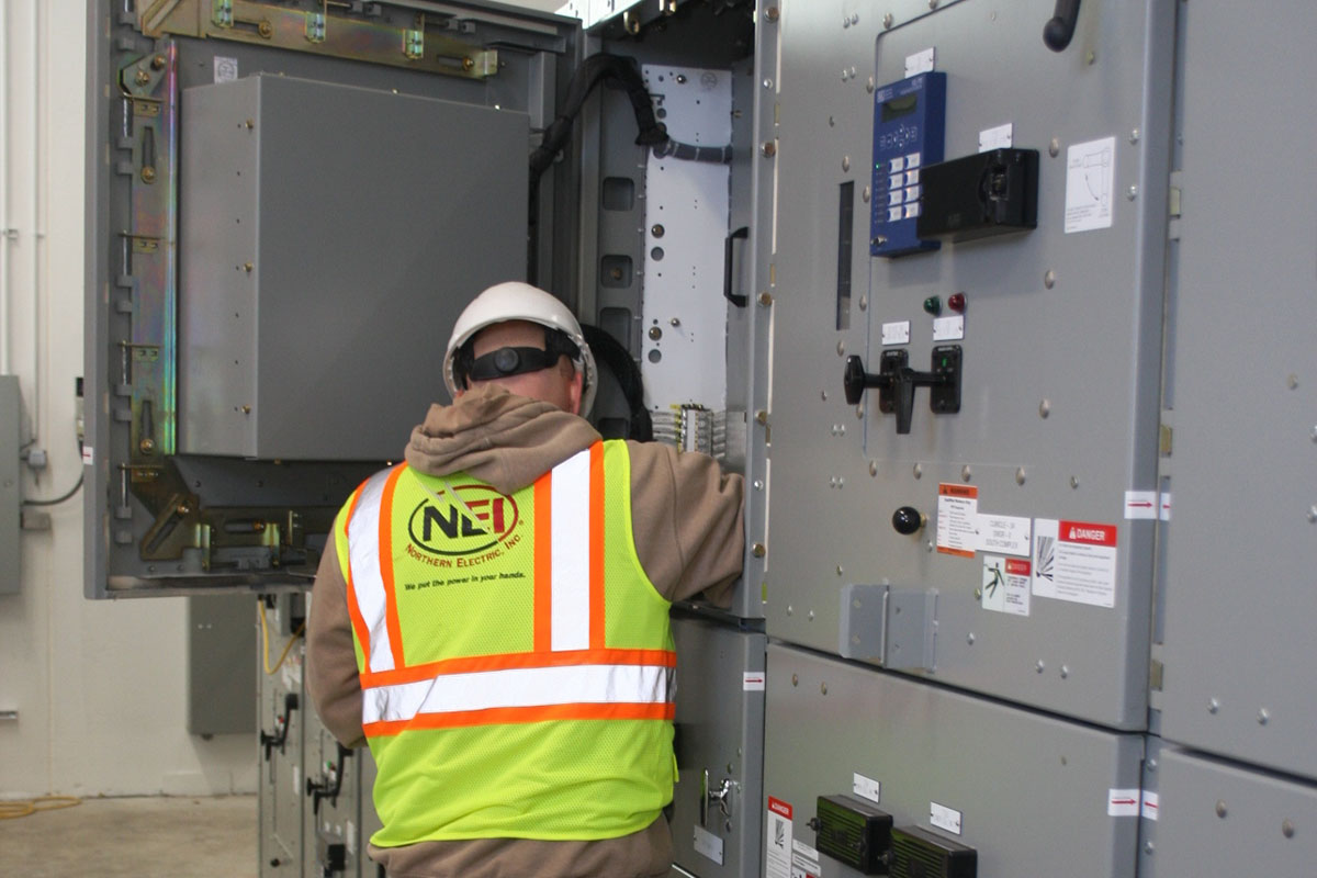 Quality Communication Systems Green Bay & House Electrician Services post thumbnail image